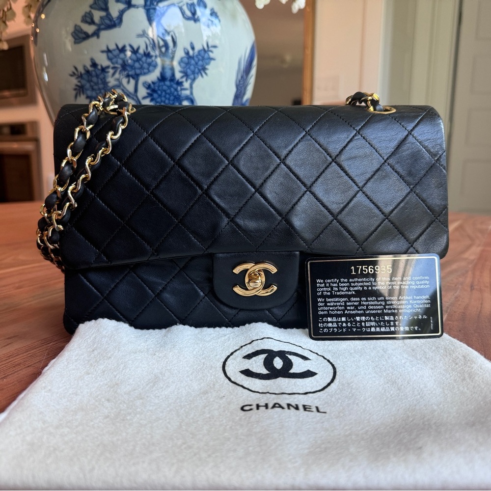 Chanel Vintage 1989 medium Classic flap 24k gold black lambskin